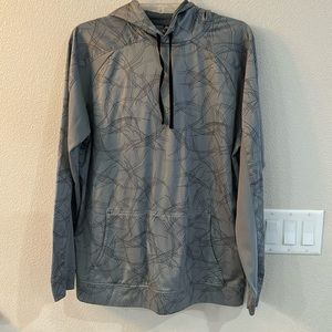 BOGO🥳 Under Armour hoodie